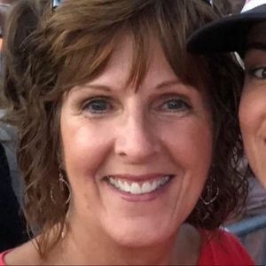 Meet your Posher, Alisa